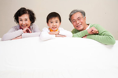 黄色软件oppo下载｜安全意识觉醒，远离潜在隐患的决策游戏