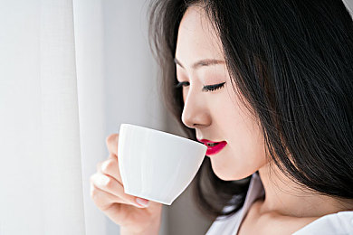 按摩师把我添高潮了6次视频｜按摩师乱象：揭秘六次高潮事件，行业规范与顾客权益大考验-4