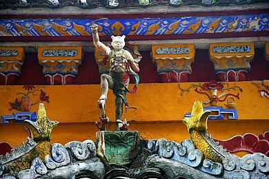 老师穿丝袜用脚刺激我｜丝袜刺激学生引热议：教育伦理与师德问题再次敲响警钟-3