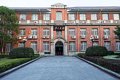 爽 躁多水 快 深点长相｜狂野水底探险，畅游深海世界，操作爽快，多水挑战等你来