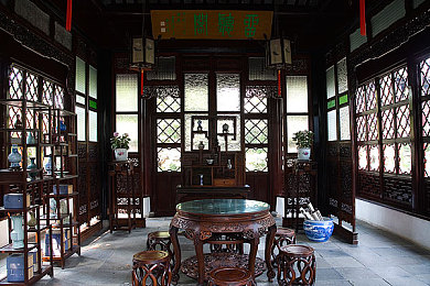 色多多网站入口｜网络迷雾探秘：揭秘“色多多”虚假入口