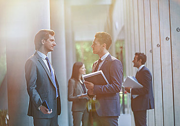 黄色下载3.0.3免费下载安装｜免费下载热潮下的软件安全隐忧：“黄色下载3.0.3”引发社会关注-1