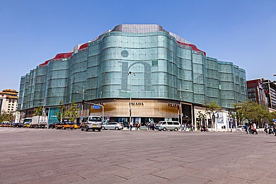 18禁入口｜“网络净化新规来袭：18禁入口政策引发热议，保护未成年人成长与自由度平衡成焦点”
